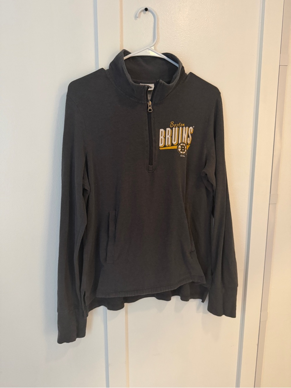 NHL Boston Bruins Women’s Charcoal Half-Zip Pullover - Size Medium